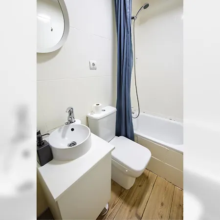 Intimo Estudio En Madrid, Centro, 2Pax, Wifi & Tv Exterior foto