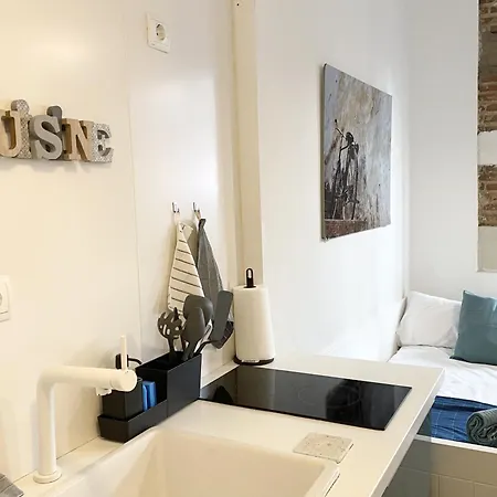 Intimo Estudio En Madrid, Centro, 2Pax, Wifi & Tv Exterior foto