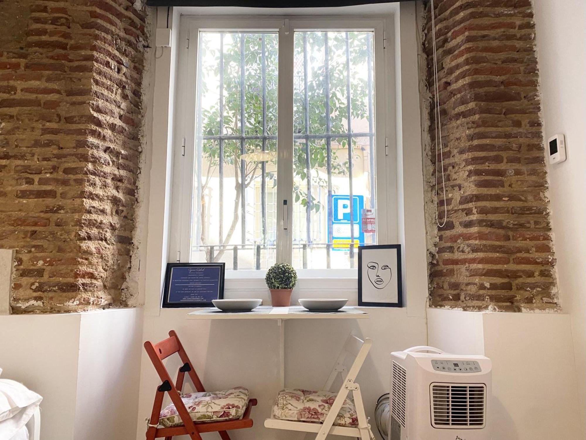Intimo Estudio En Madrid, Centro, 2pax, Wifi & Tv Apartament